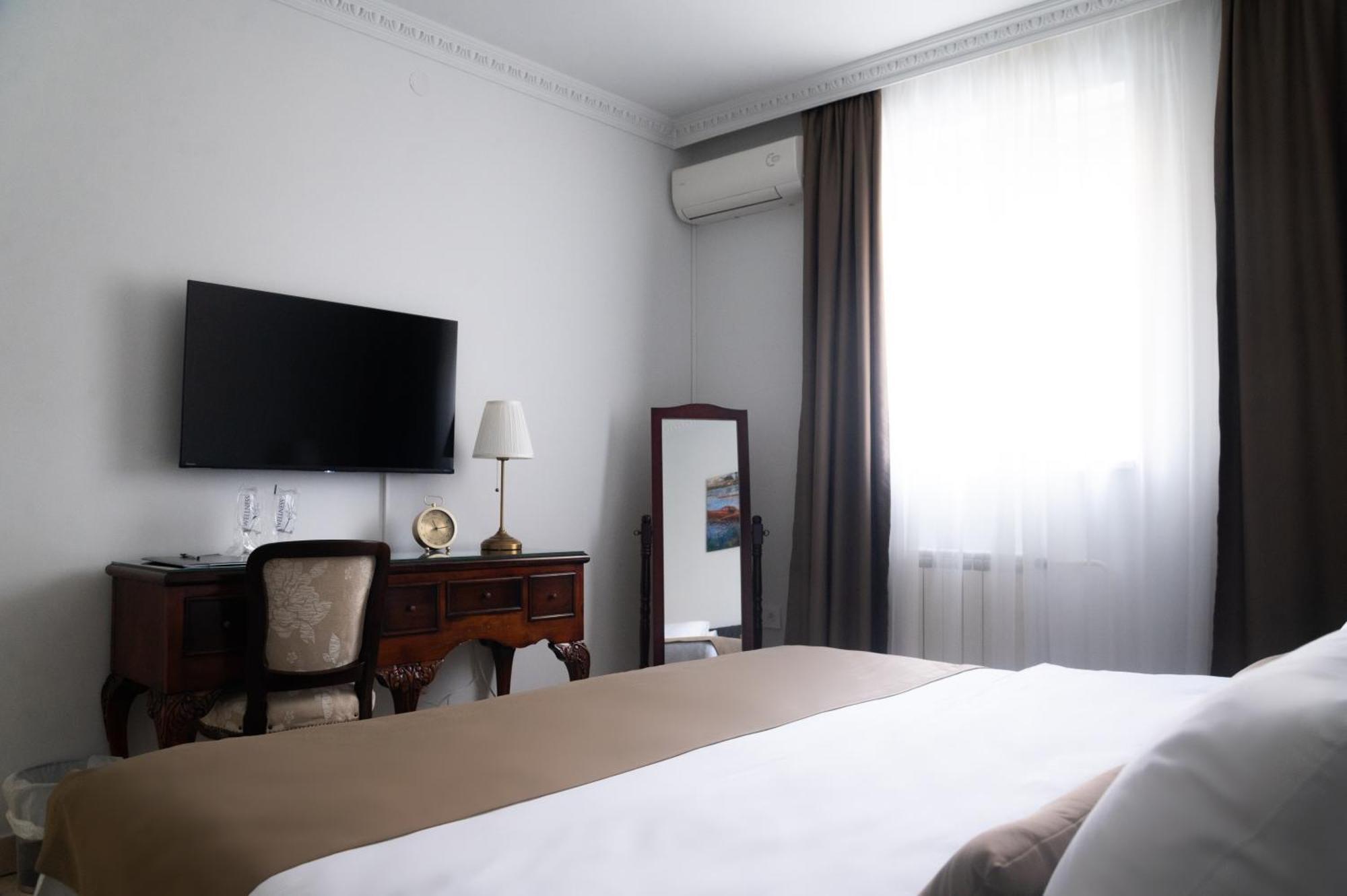 Hotel Jardin Белград Екстер'єр фото